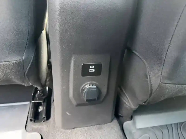 Dacia Sandero eco-g 100 gsr2 — photo 13