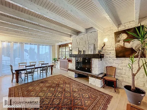 Maison 8 pièces 150 m²
