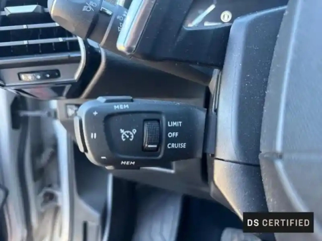 Ds Ds 7 crossback e-tense 4x4 300ch business — photo 15
