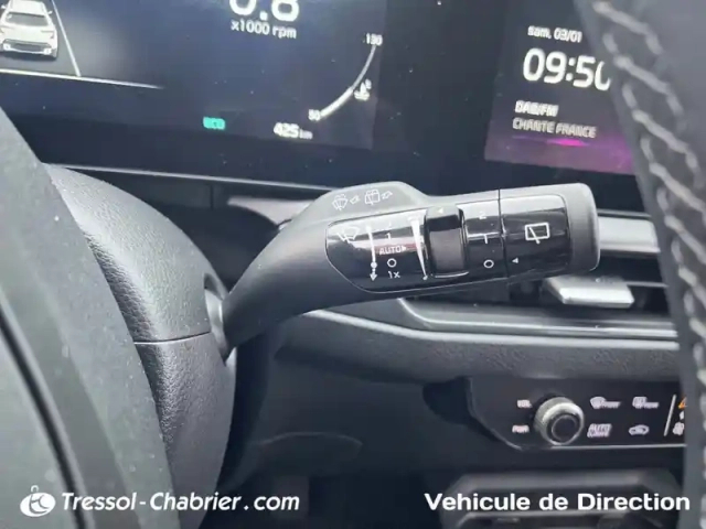 Kia Stonic 1.0 t-gdi 115 ch mhev dct7 — photo 8