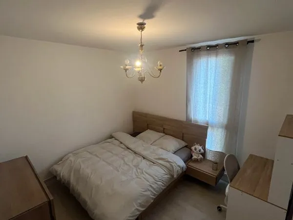 Chambre meublée à louer