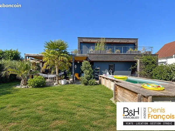 Maison 7 pièces 200 m²