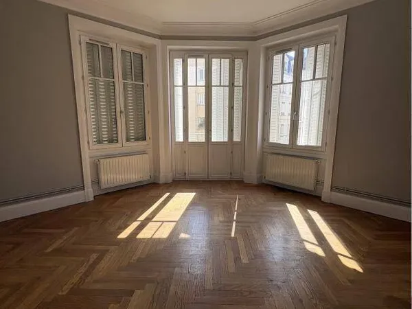Appartement 3 pièces 77 m²
