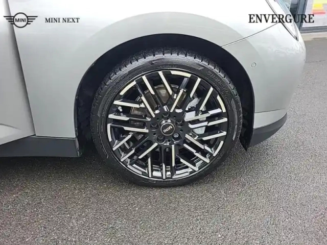 Mini Cooper 3 portes se 218ch favoured — photo 9