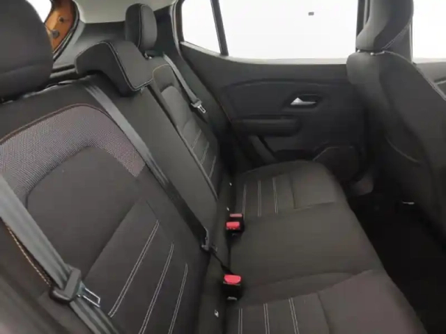 Dacia Sandero 1.0 tce 90ch stepway confort -22 — photo 15