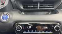 Toyota Yaris 116h France Business Affaire — photo 19