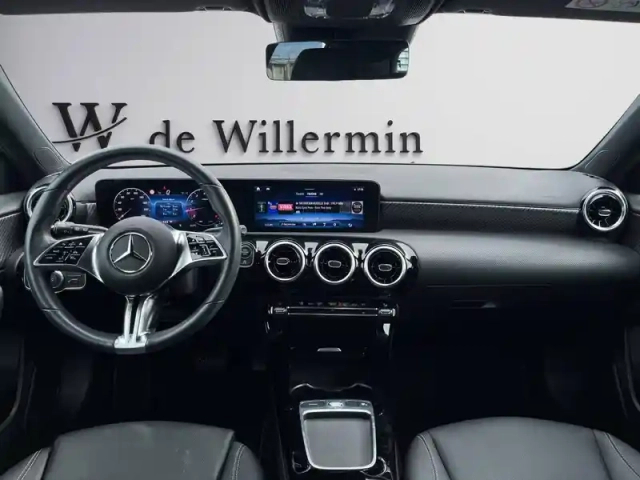 Mercedes Classe A 180 progressive line — photo 18