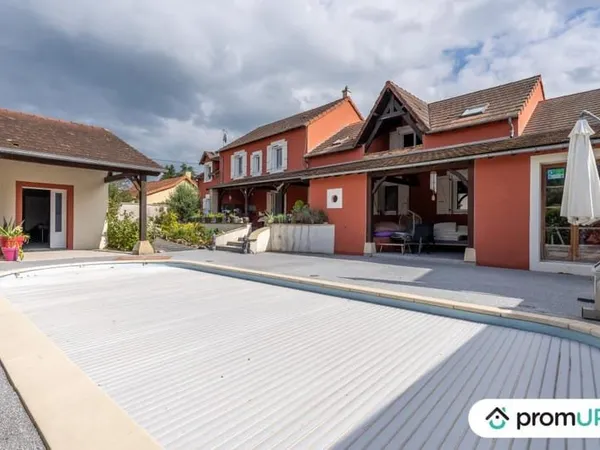 Maison bourgeoise de 220 m2 à SAINT-VALLIER