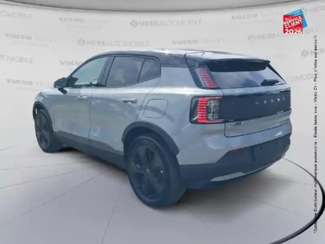Volvo Ex30 cross country p5 long range 272ch 69kwh plus — photo 8