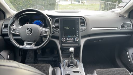 Renault Megane 1.2 TCe 130 - Intens – 2016 – 125969 km – Essence – Boîte Manuelle — photo 29