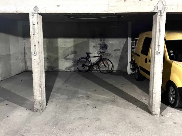 Stationnement Location Montreuil   68€