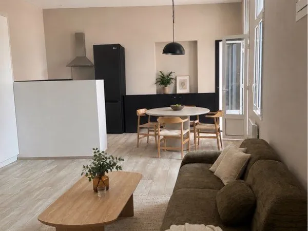 Appartement T2 - 2 Terrasses - 680 CC