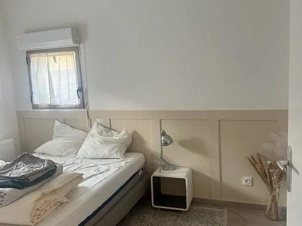 Chambre avec salle de bain et WC privatifs - Bordeaux Bassins à Flot