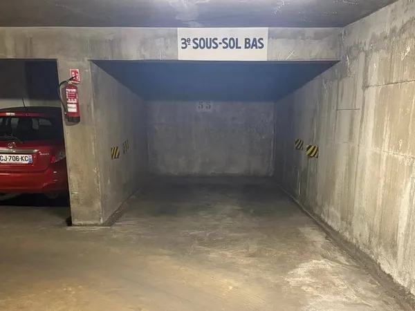 Parking 15 m²