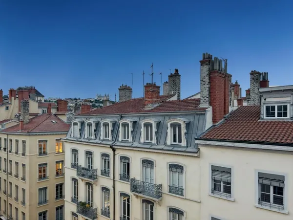 LYON 2 : Ainay T4 dernier étage coup de coeur duplex