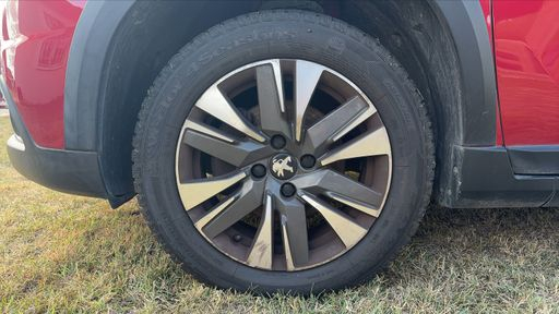 Peugeot 2008 1.2 PureTech 130 - Allure – 2018 – 66477 km – Essence – Boîte Manuelle — photo 24