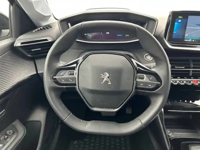 Peugeot 208 electrique 50 kwh 136ch — photo 9