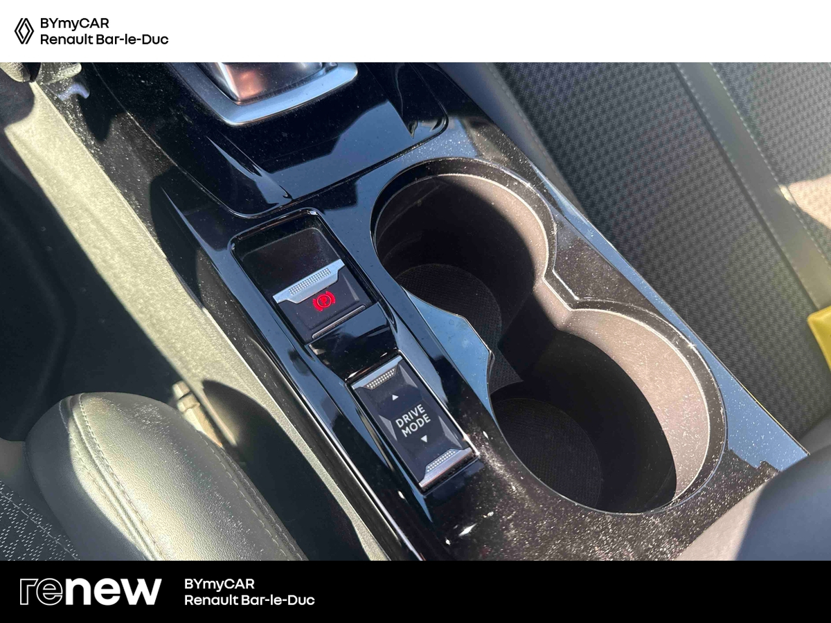 Peugeot 208 PureTech 100 S&amp;S EAT8 — photo 19