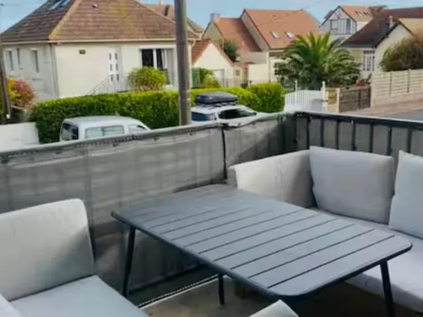 Location courte durée à Ouistreham - T3 avec balcon et parking proche de la mer