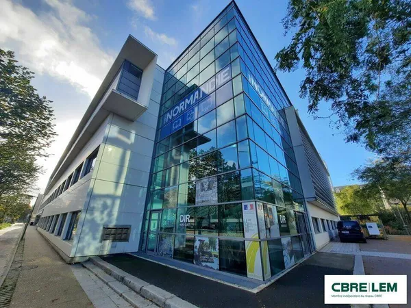 Bureaux 1280 m²