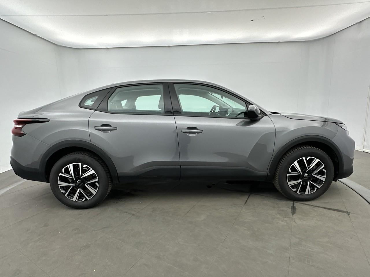 Citroën C4 X hybride 145 ch e-dcs6 plus — photo 4