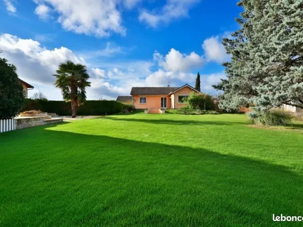 Terrain 934 m² Balan