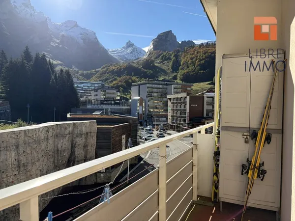 À VENDRE, EXCLUSIVITÉ, GOURETTE, STUDIO 30m² AVEC BALCON, CASIER À SKIS