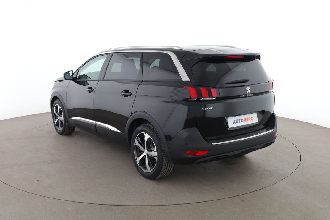Peugeot 5008 1.5 Blue-HDi Allure EAT8 — photo 3