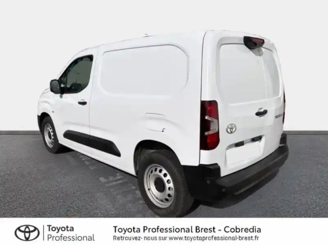 Toyota Proace city medium 100 d-4d start mc24 — photo 17