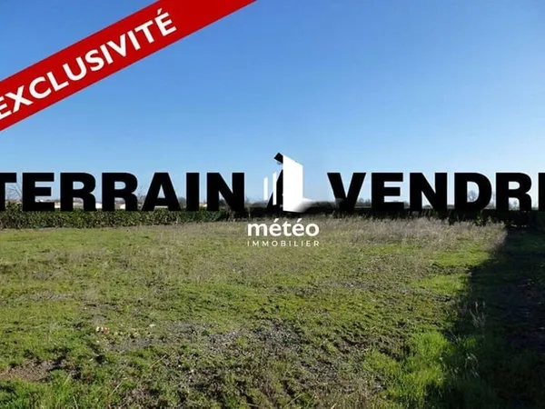 Terrain constructible 771 m²