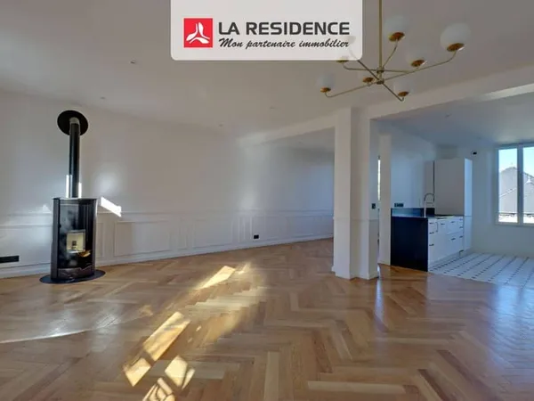 Maison 7 pièces 200 m²