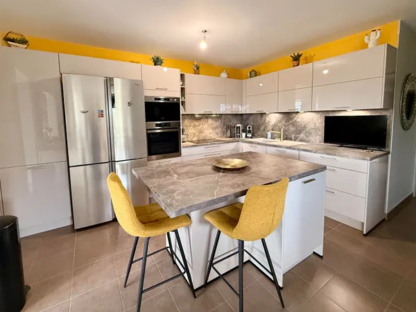 Appartement 4 pièces 103 m²