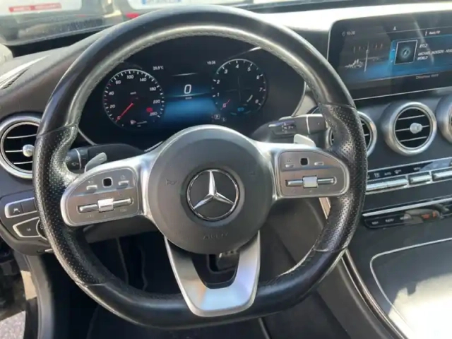 Mercedes Classe C 200 berline amg line — photo 13