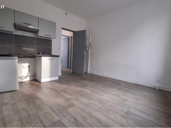 À louer - Agréable T2 secteur Courlancy / St-Anne