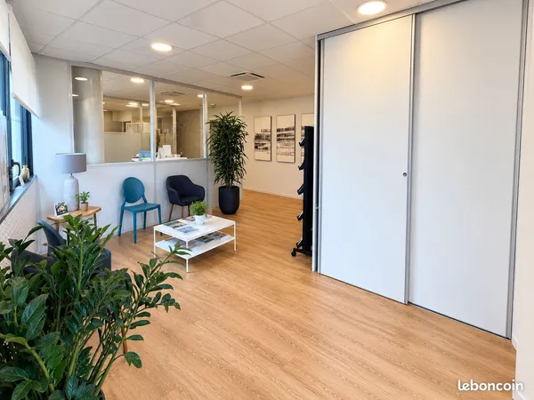 Bureaux à louer - Pole Jules Vernes - 105m2