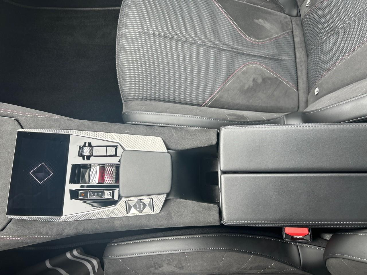 Ds Ds 4 puretech 130ch performance line + automatique — photo 22