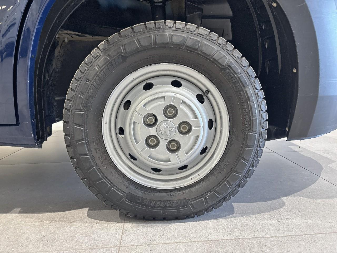 Peugeot Boxer 330 l2h2 2.2 bluehdi s&s 120ch pro — photo 11