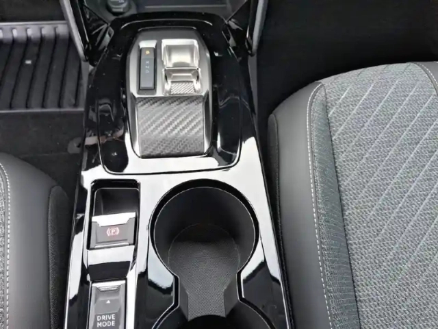 Peugeot 208 hybrid 110 e-dcs6 — photo 14