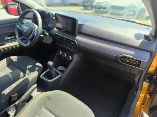 Dacia Sandero 1.0 tce 90ch stepway confort — photo 14