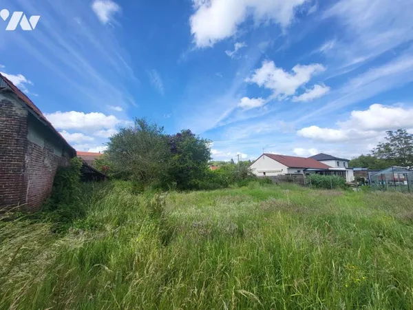 Terrain 1000 m²