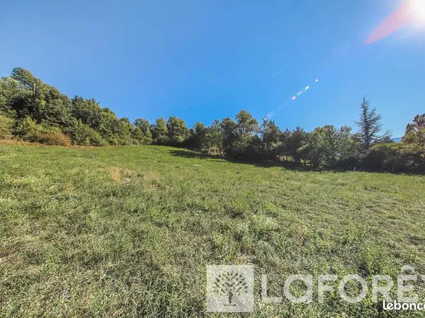 Terrain 2225 m² SAINT ANDRE D EMBRUN