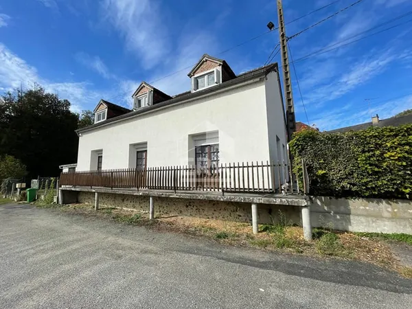 Pavillon divisé en deux logements loués Nogent Le Rotrou
