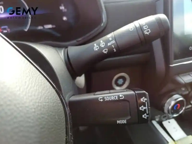 Renault Zoé zoe r110 - 22b — photo 15