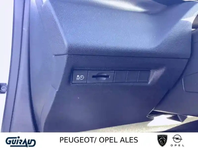 Peugeot 308 electrique 54 kwh 156ch — photo 43