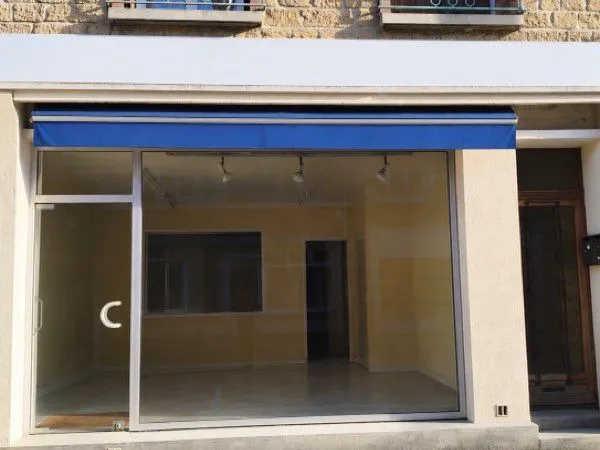 Local commercial 150m2 centre Vimoutiers dans l'orne