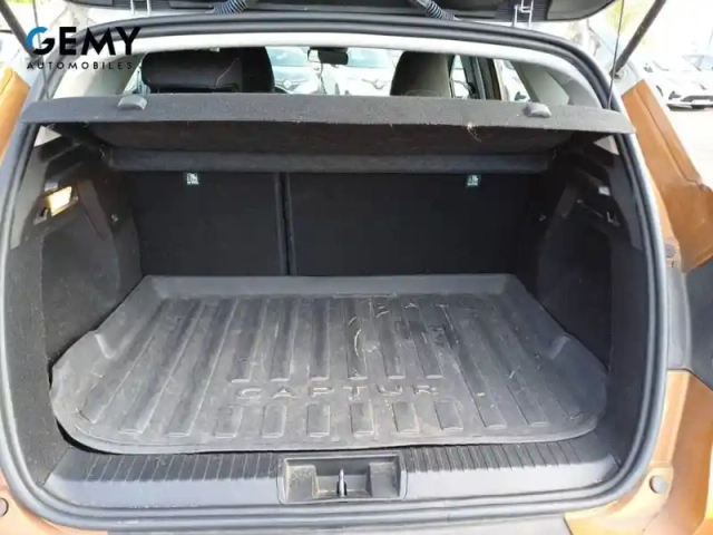 Renault Captur tce 90 - 21 — photo 6