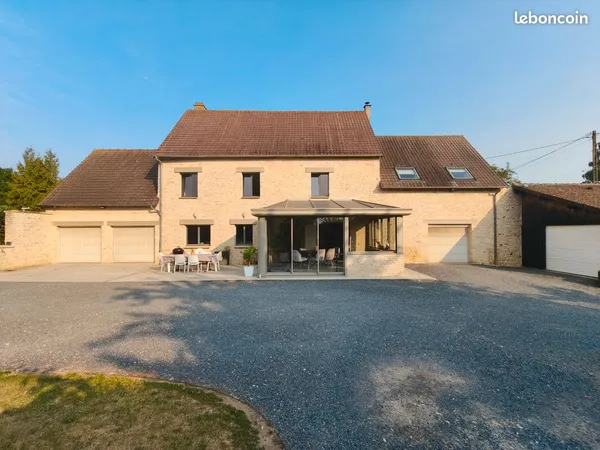 Maison 7 pièces 181 m2