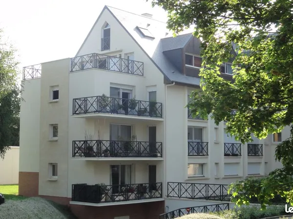 Particulier loue bel appartement F2 à Caen , quartier Jardin des plantes