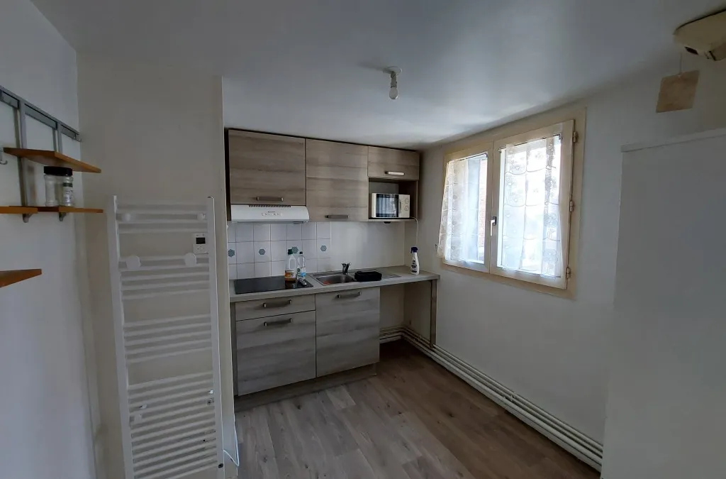Photo 1