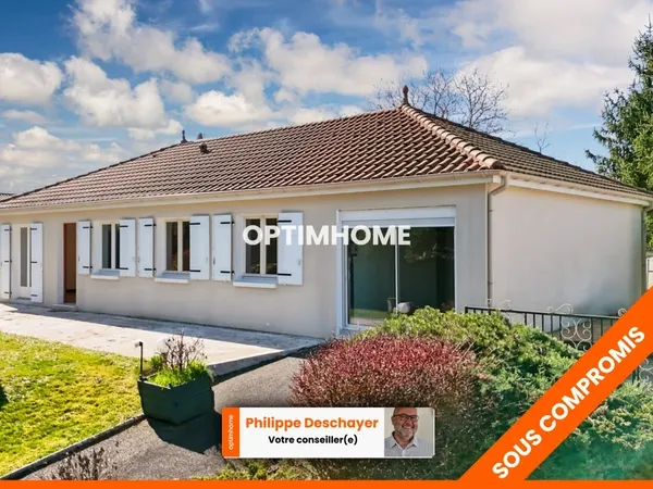 Maison de plain Pied de 104 m² - 7 pièces - 5 chambres - Véranda - Garage - sur parcelle de Terrain 